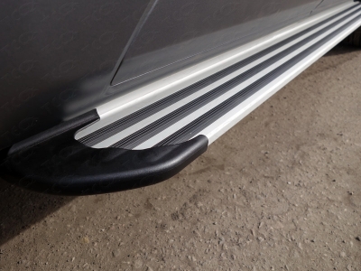 Пороги алюминиевые Slim Line Silver ТСС для Cadillac Escalade 2015-2021